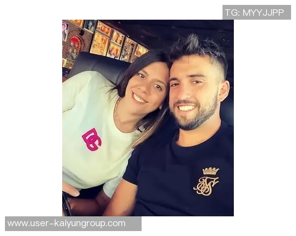 梅西妹妹遭遇交通事故受伤婚礼计划推迟引发关注