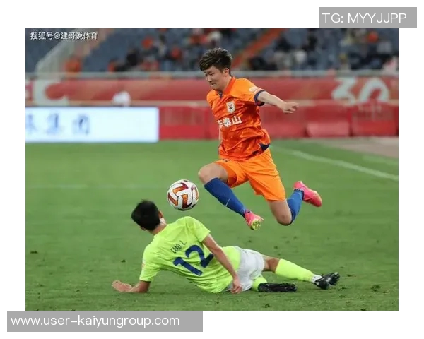 泰山队顽强追平浙江裁判VAR判罚引争议克雷桑点球成功助队逆转局势